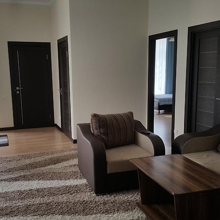 Karven Four Seasons Hotel Chon-Sary-Oy Luaran gambar