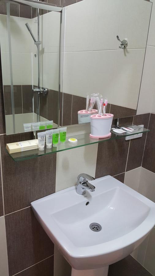 Karven Four Seasons Hotel Chon-Sary-Oy Luaran gambar